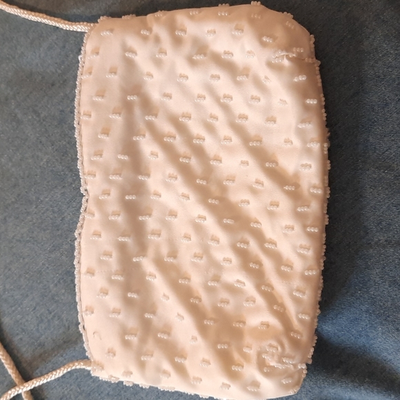 White Vintage crossbody purse white with iridescent beads - Picture 3 of 7